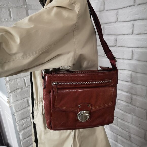 Danier Leather with Nylon Strap Burgundy Lined Crossbody or Shoulder Bag - Picture 1 of 11